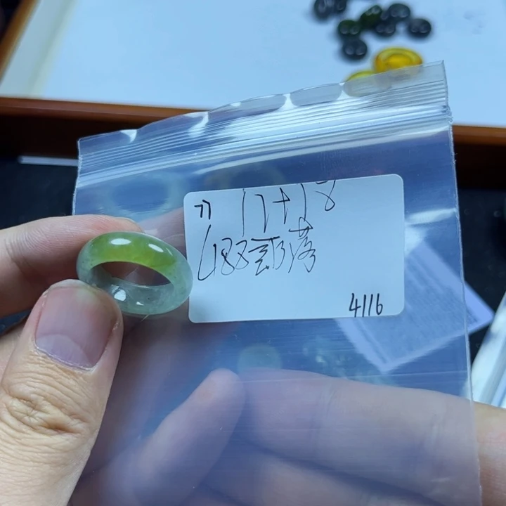 定制翡翠未镶嵌部**品