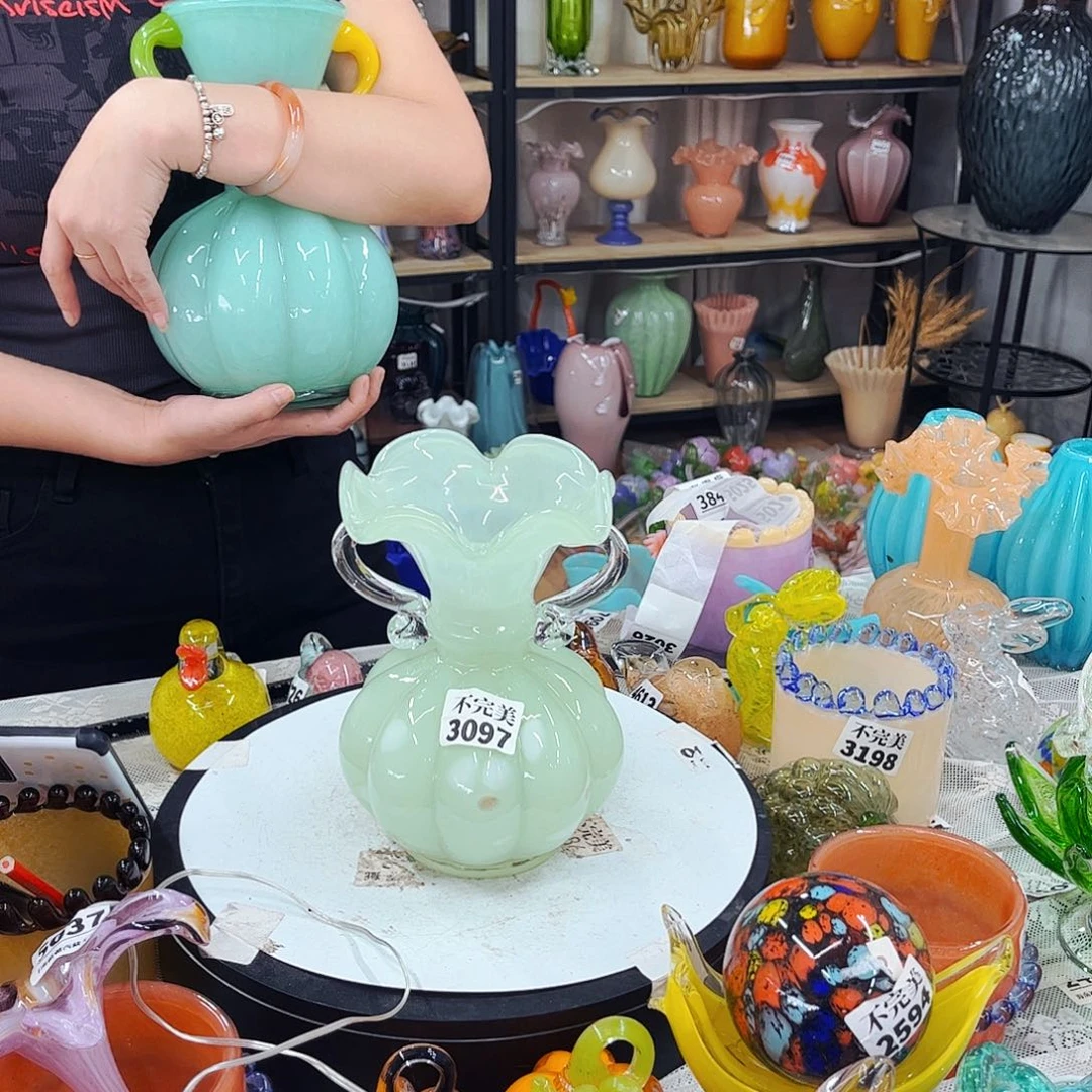 3097 家悦花器摆件不完美