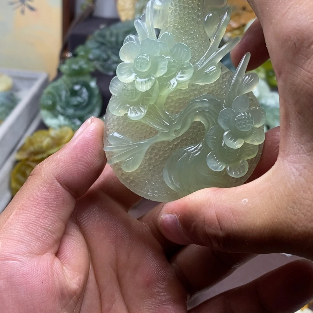 c***a蛇纹石玉未镶嵌吊坠(赠链)