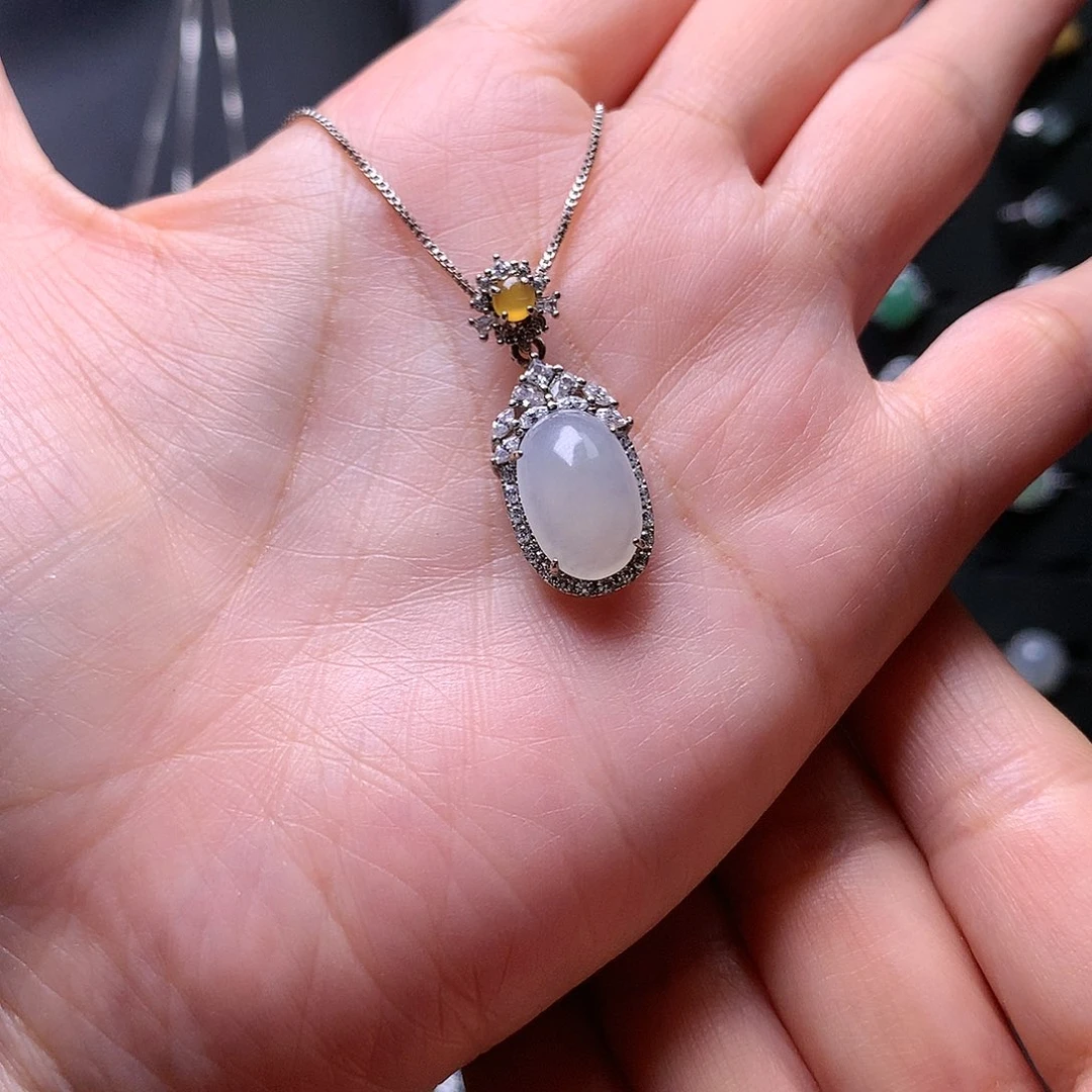 翡翠颈饰银S925镶嵌11111