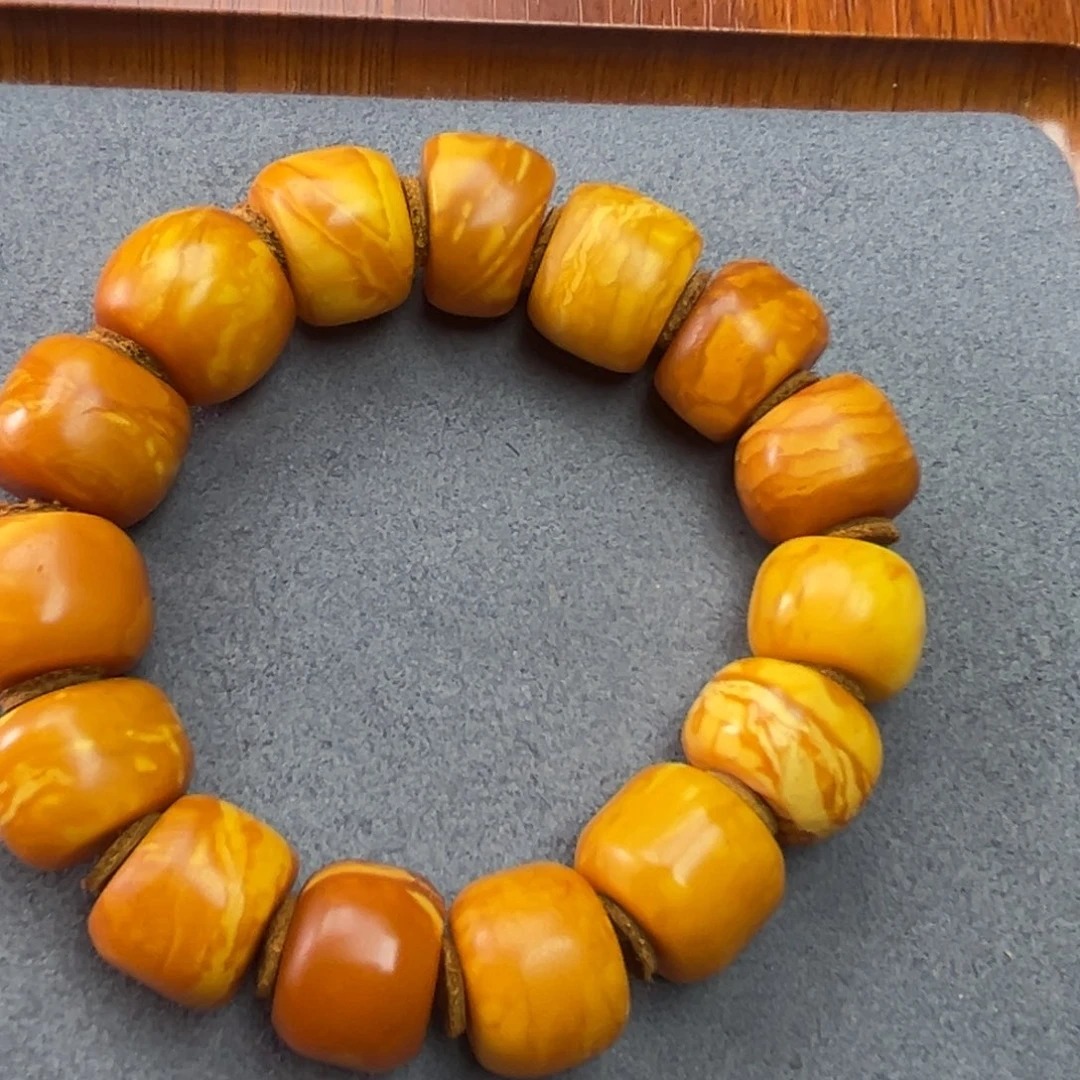 未镶嵌吊坠(不含链)蜜蜡