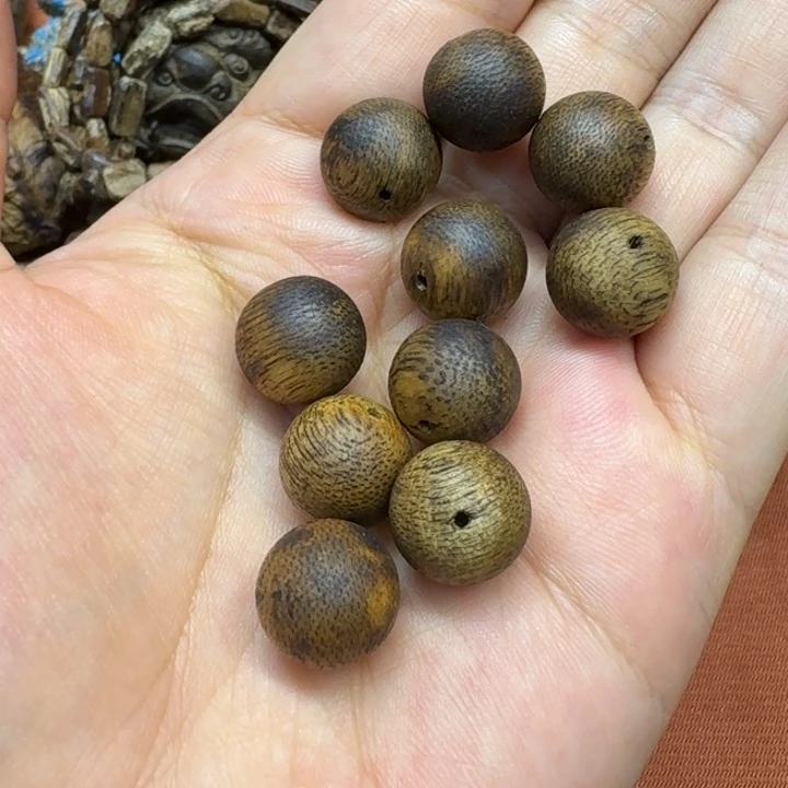 大叶紫檀（黑酸枝木类）