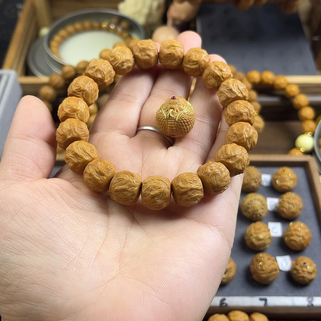 y***y手串猴头核桃龙蛇之变➕蛇王