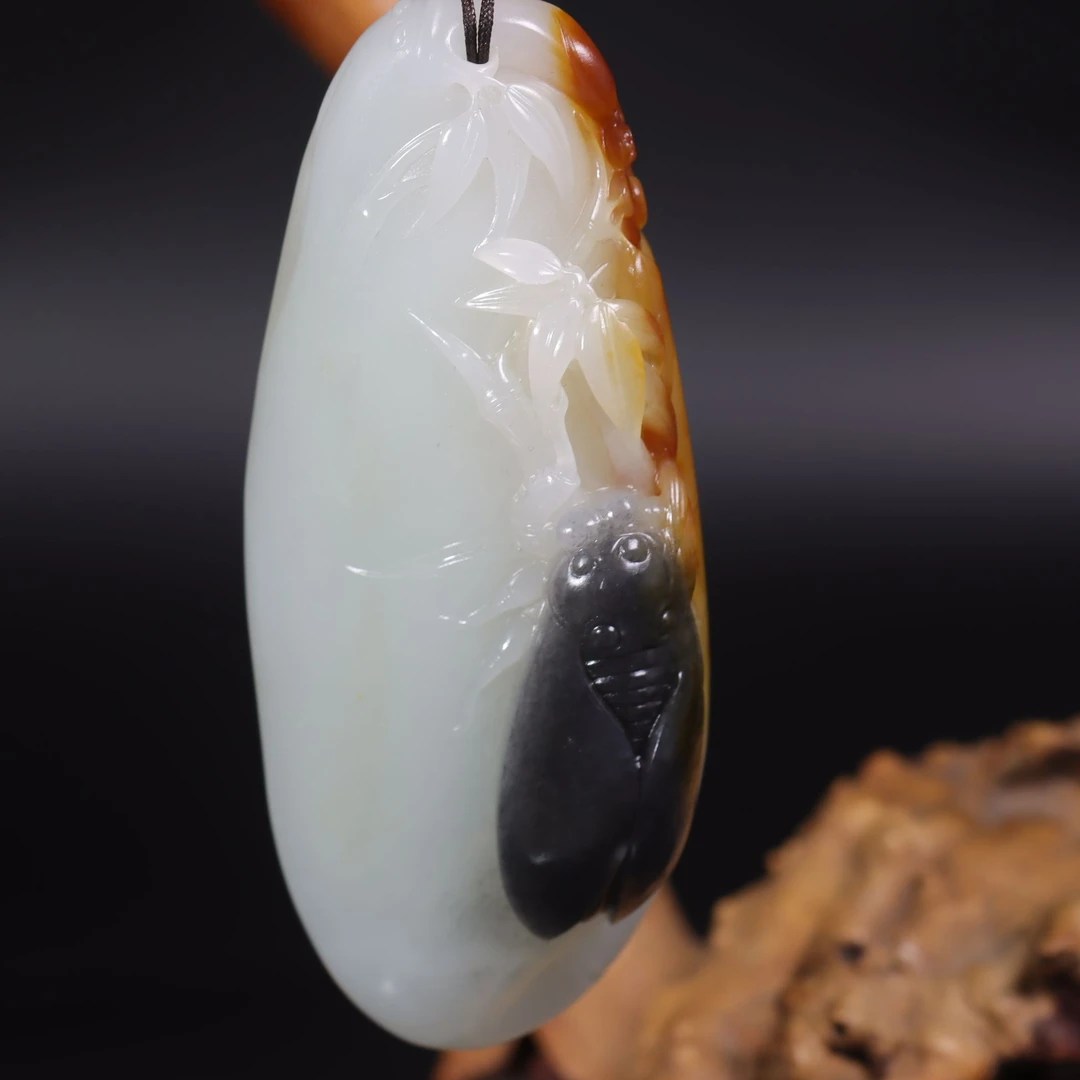 精品和田玉把件一鸣惊人