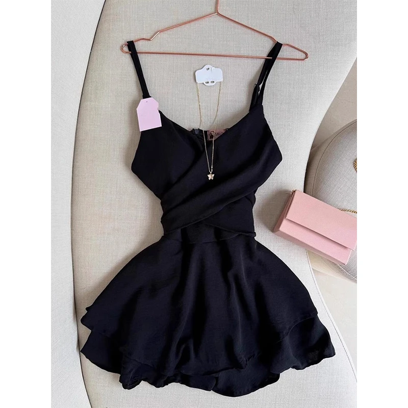 美式复古黑色收腰显瘦吊带连衣裙女2025夏季新款小从气质辣妹短裙