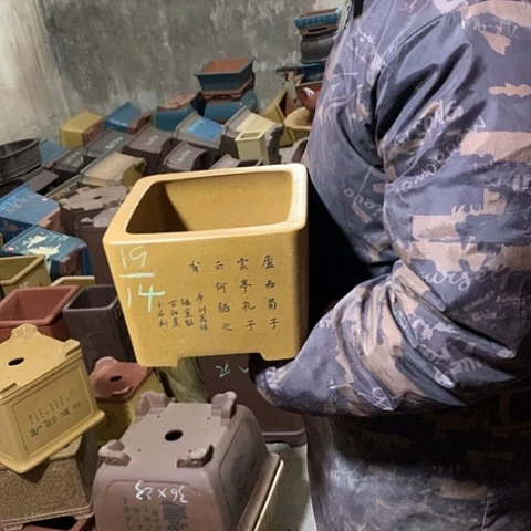 紫砂花盆手工制作