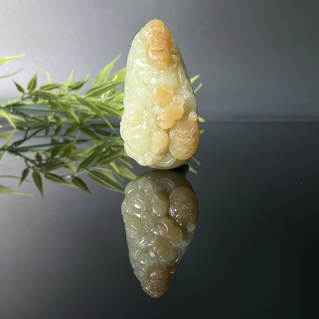 1202GC6648和田玉把件