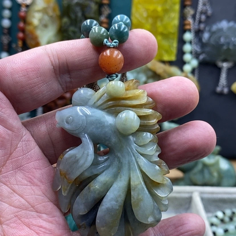 【闪购商品】未镶嵌蛇纹石玉吊坠