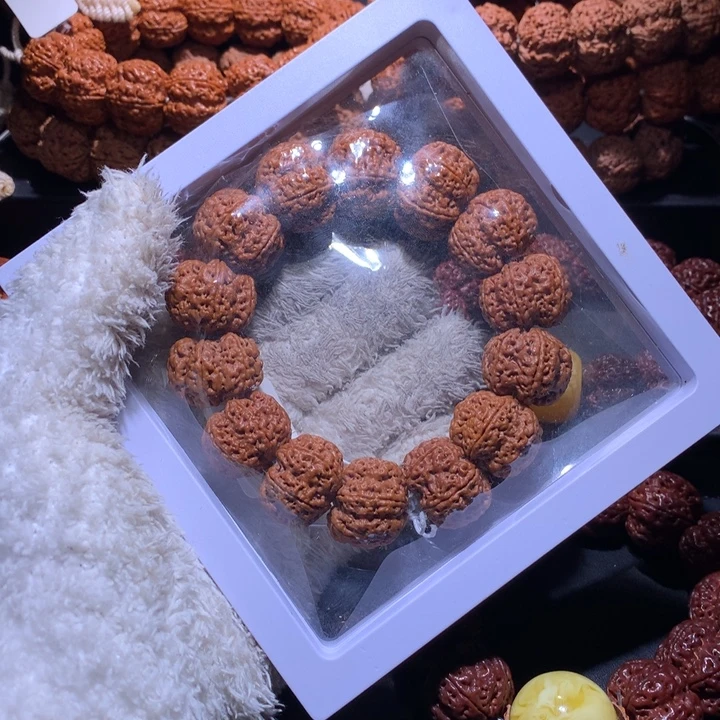 玖***沐吊坠金刚菩提25尺问鼎雪花六瓣定制