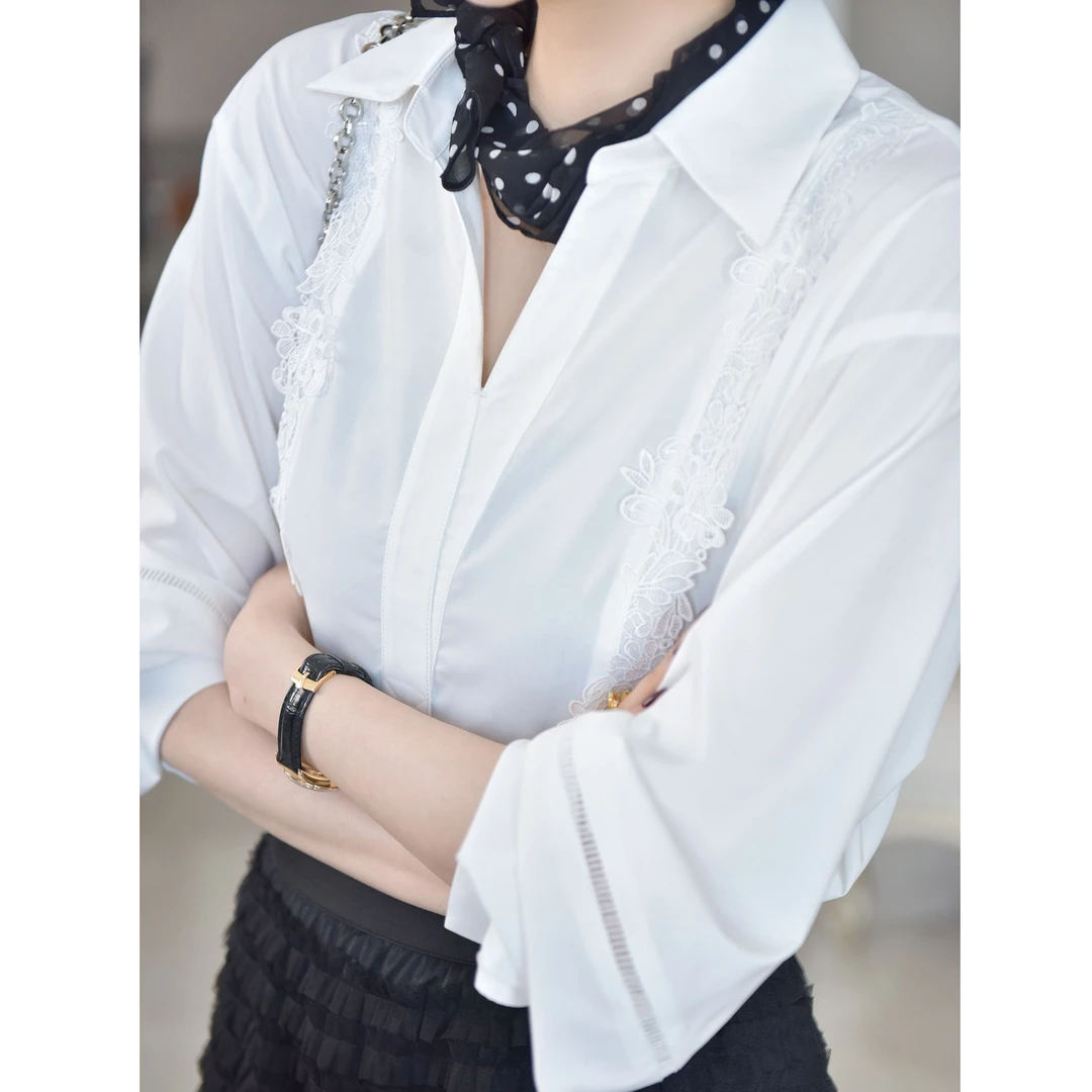 短视频VEE【漂亮姐姐】新款休闲百搭花边V领内搭长袖白色衬衫