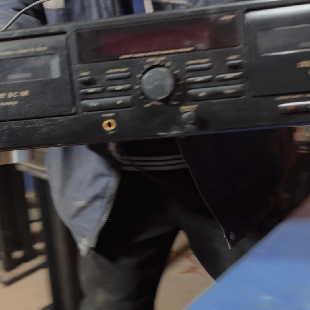 8新Jvc双卡座包邮，通电，不出声