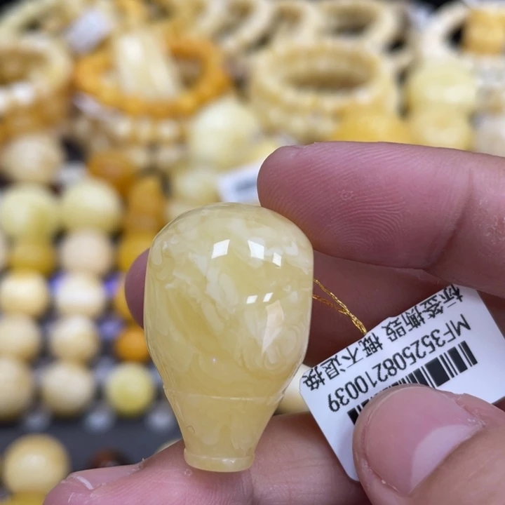 裸石蜜蜡未镶嵌18.3mm