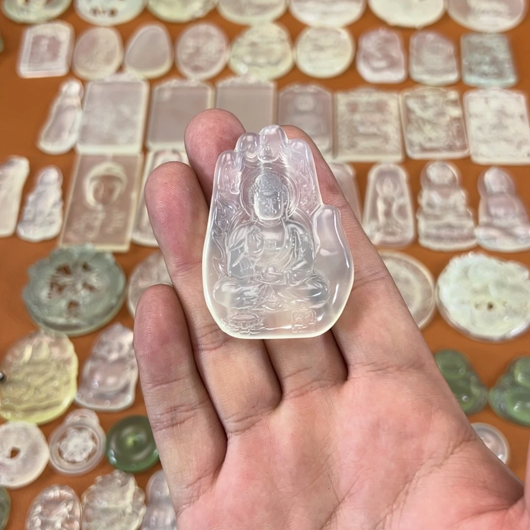 ༒***～蛇纹石玉未镶嵌颈饰