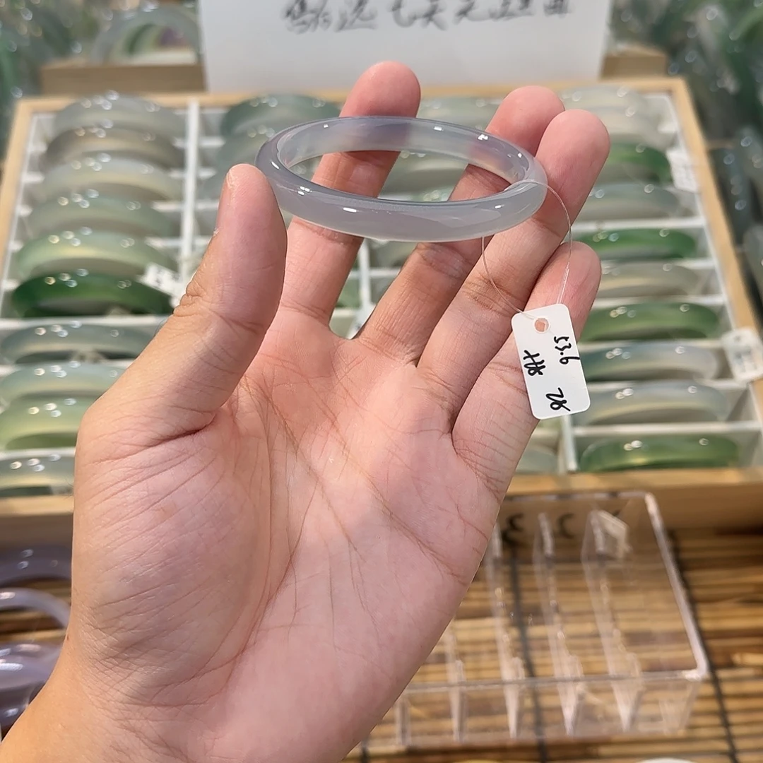 玛瑙/玉髓未镶嵌手镯圈口53,6