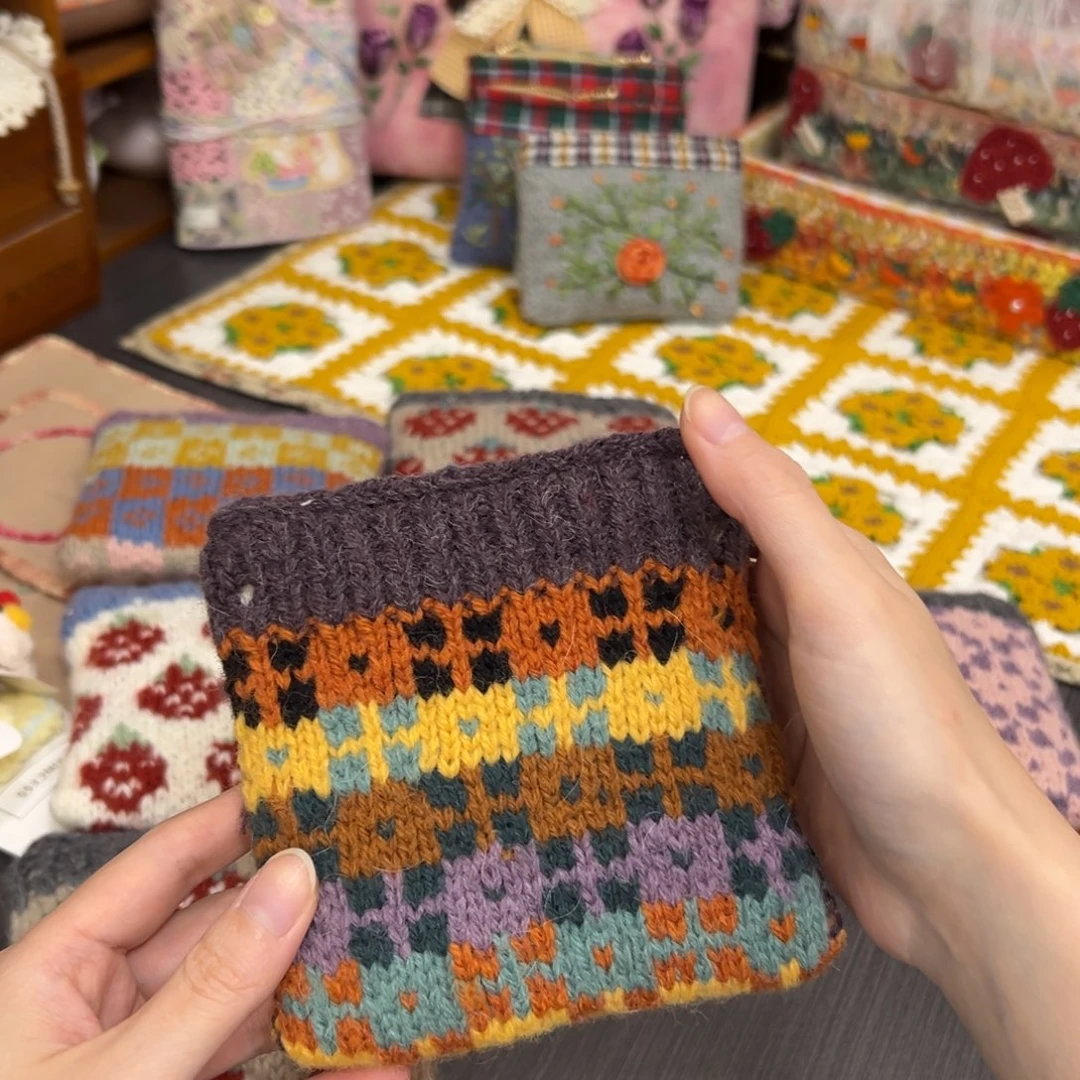 毛绒钩织刺绣手工包包玩偶居家用品