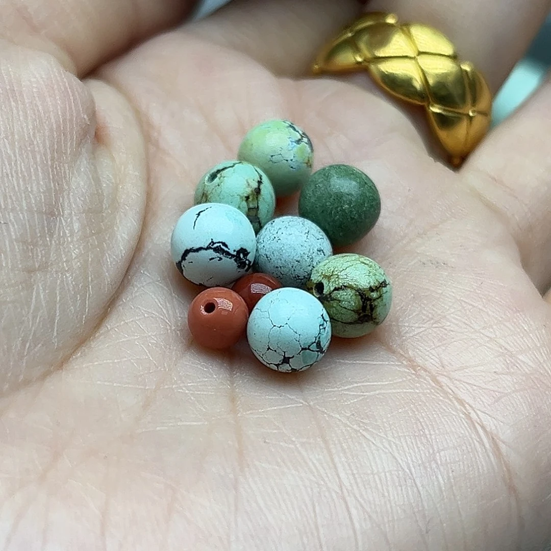 南红玛瑙未镶嵌珠宝奇石