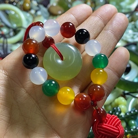 岫玉车挂未镶嵌多样性发货