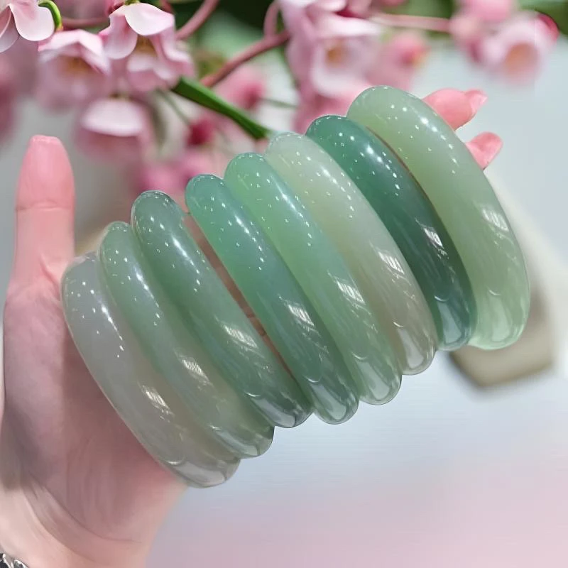 【绿东陵】高冰手工特色灯正圈女款可爱气质时尚大方简约