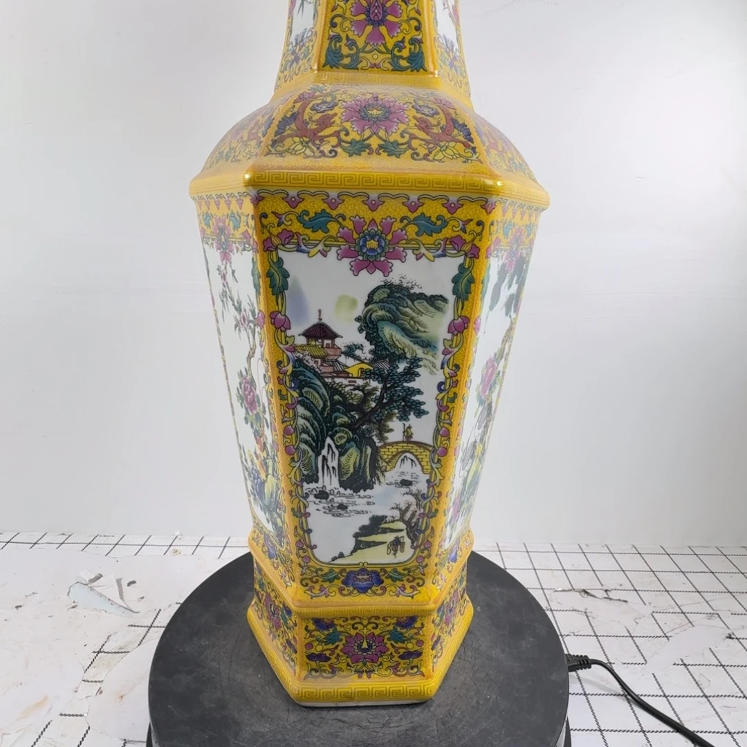 波***瓶粉彩花卉纹陶瓷瓶