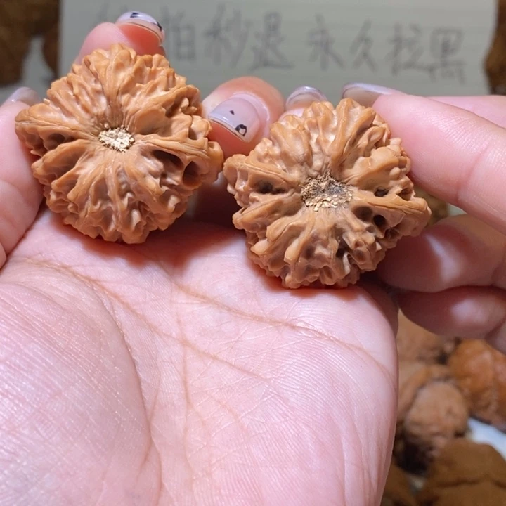 叮***咚手串/手链核桃龙门剑