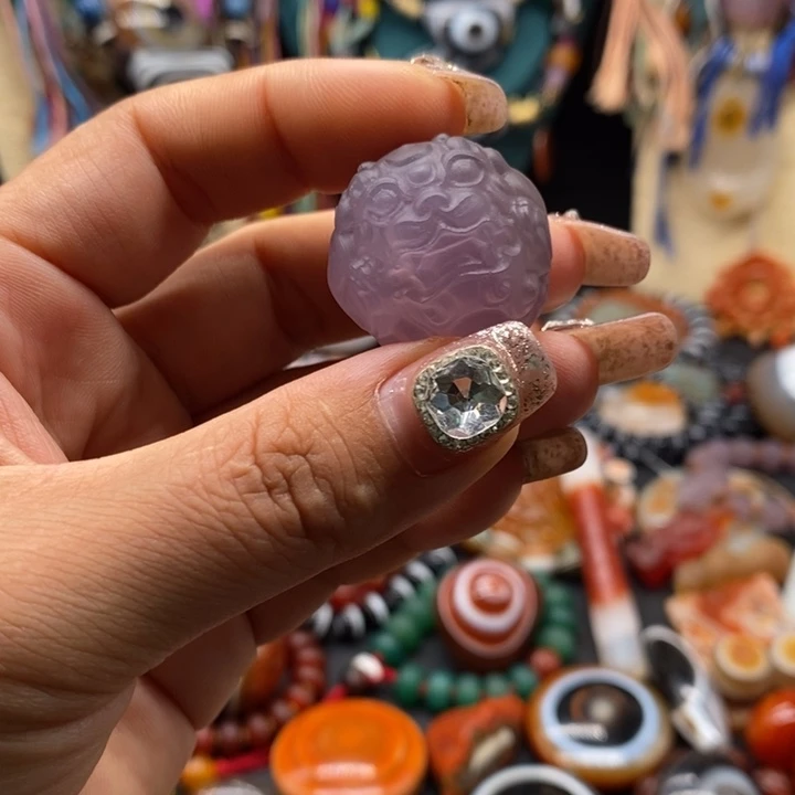 玛瑙/玉髓颈饰未镶嵌绿**踪