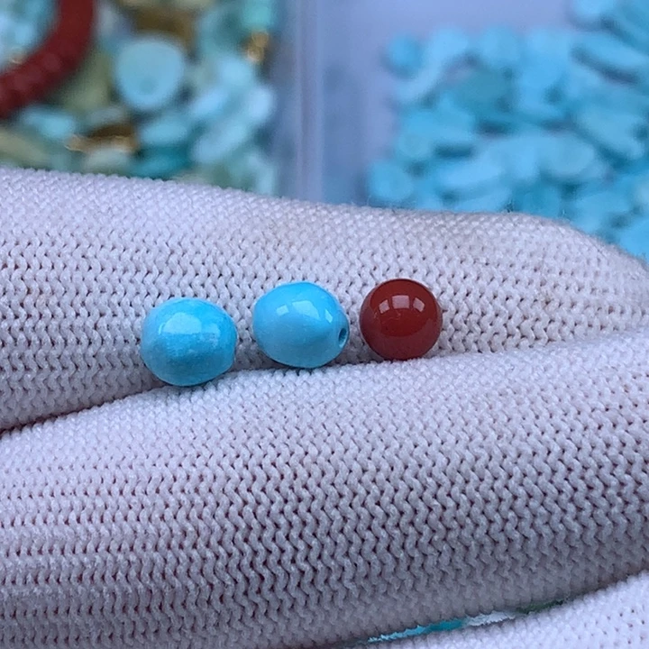 南红玛瑙未镶嵌珠宝奇石