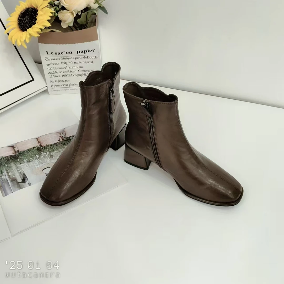 A238-3 冬季新款时尚百搭气质粗跟方头短靴加绒