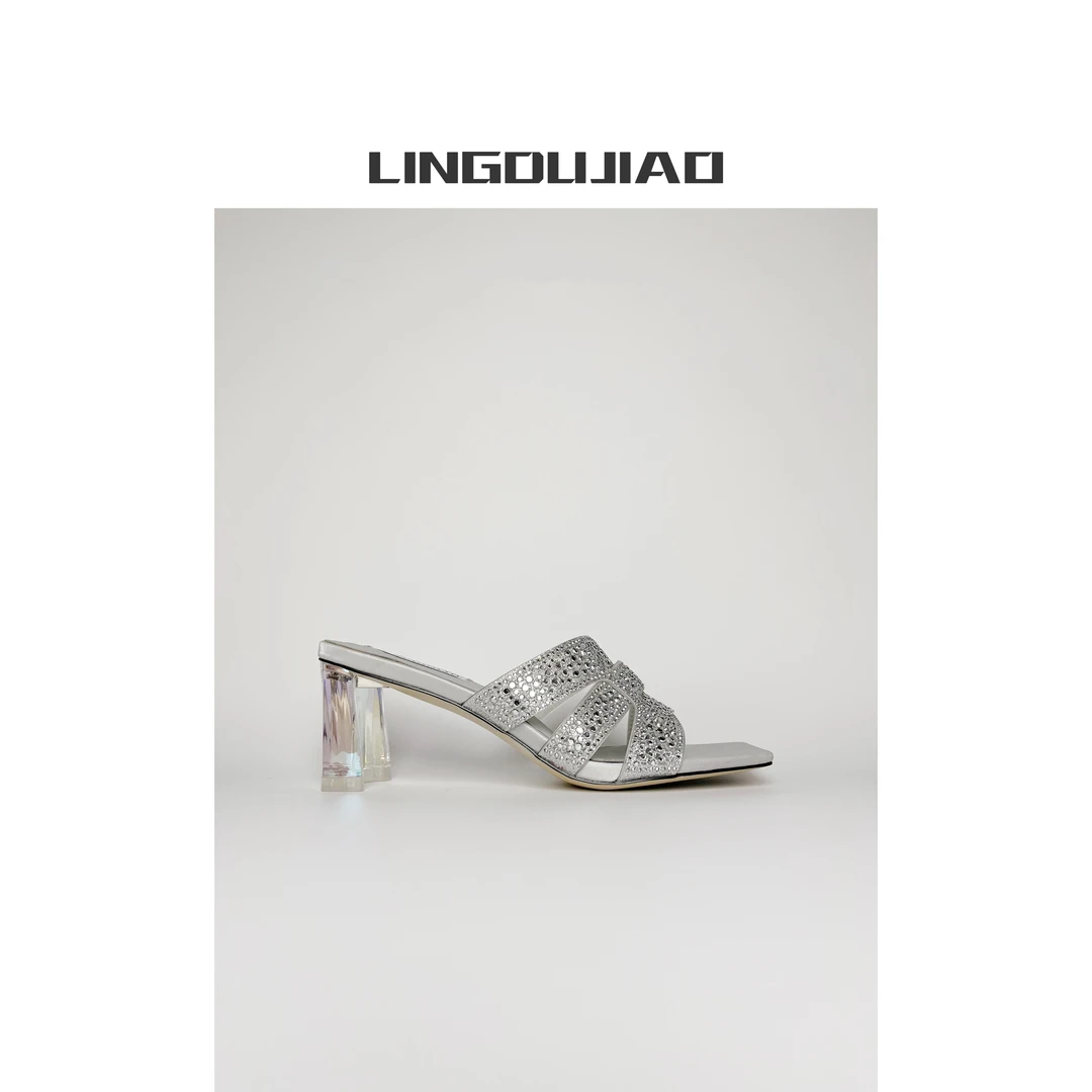 LINGDUJIAO/零度角【双色钻炫彩粗跟凉拖鞋】232-1/7cm