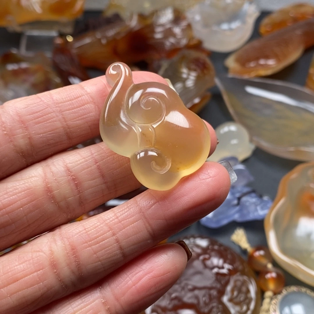 玛瑙/玉髓未镶嵌颈饰