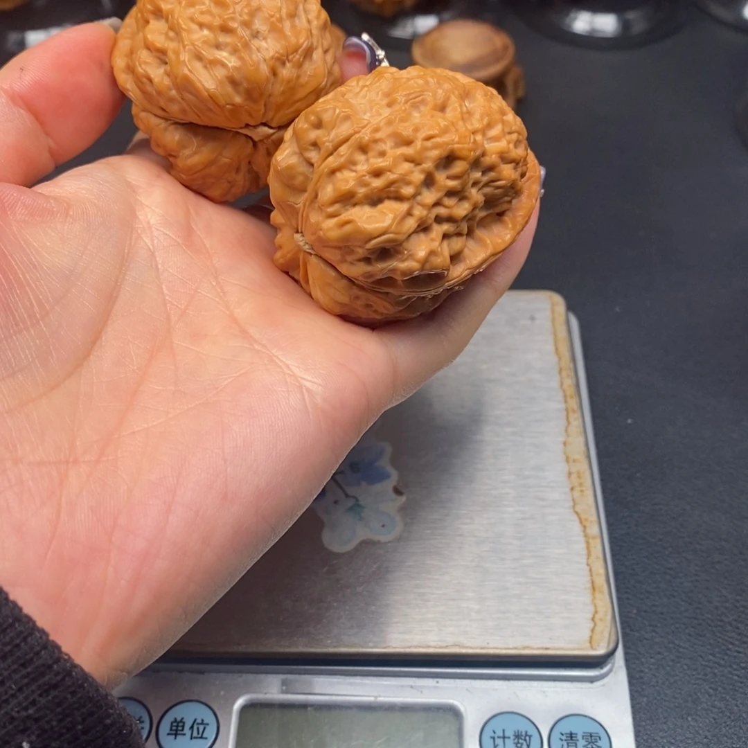 辉***少文玩核桃吊坠福利古蟾王