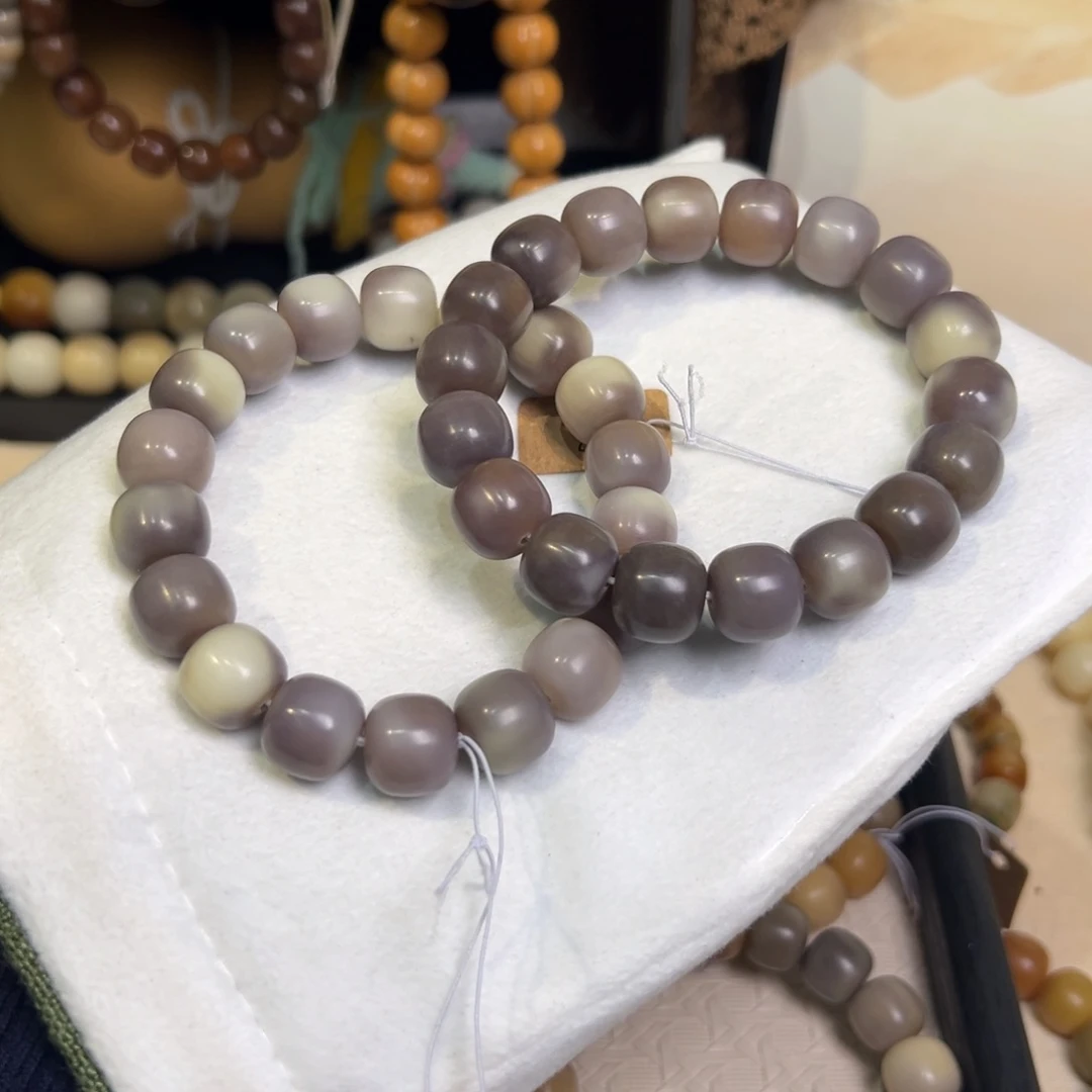 安***昭菩提根/象牙果吊坠芋泥卡14。微瑕175