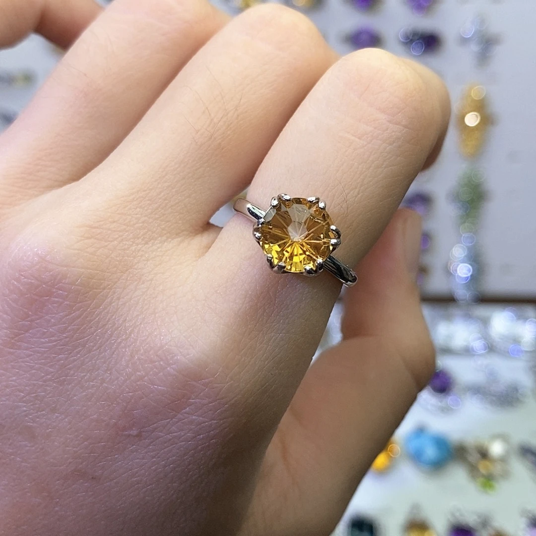 银S925镶嵌戒指黄晶（不含证书）