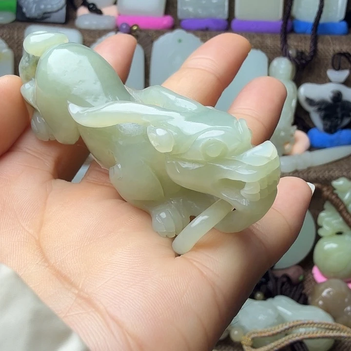 和田玉（糖玉）未镶嵌挂件