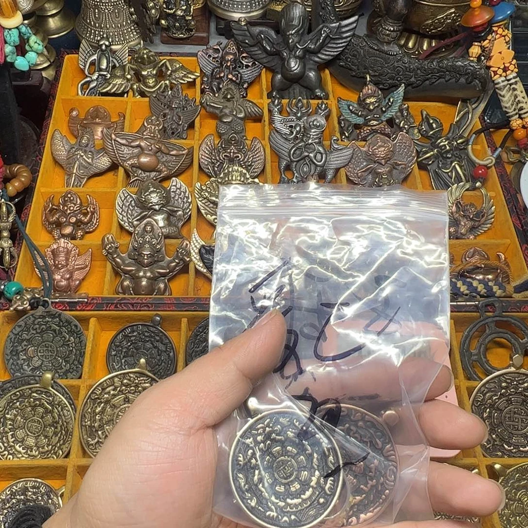 爱***己合金类啊哈哈真的好喜欢这个风格