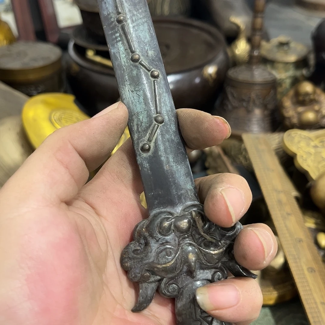 合***材闪电购铜摆件工艺品