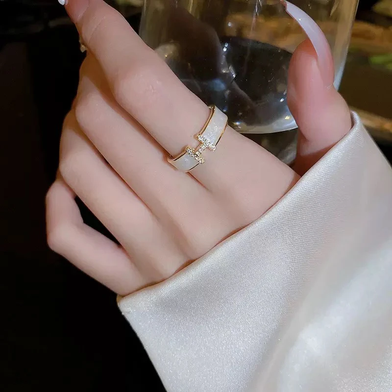 合金戒指 经典字母戒指423