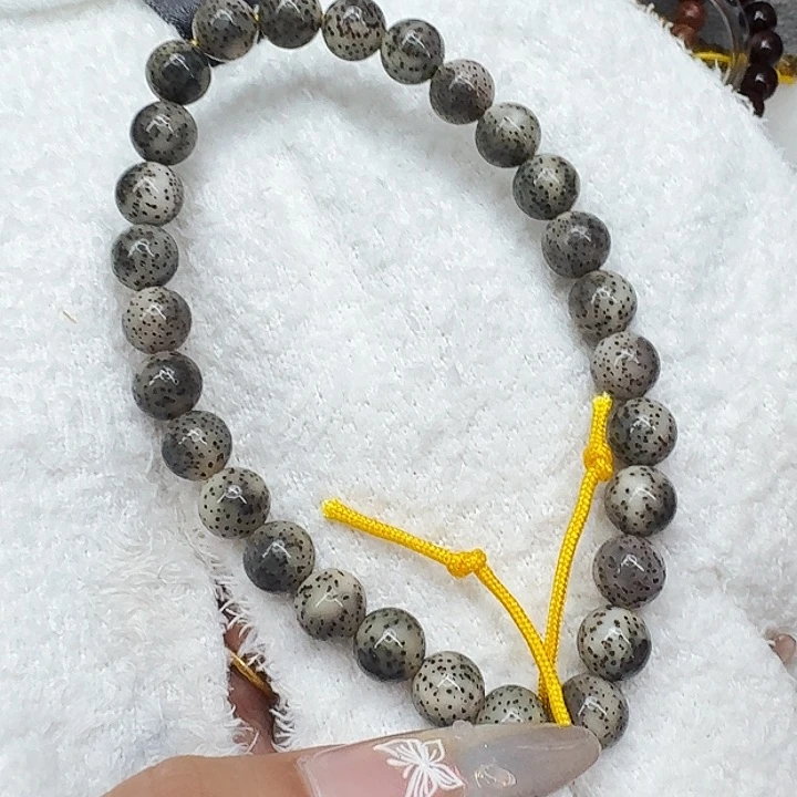 星月菩提手串360王者灰星月菩提0.9圆手持