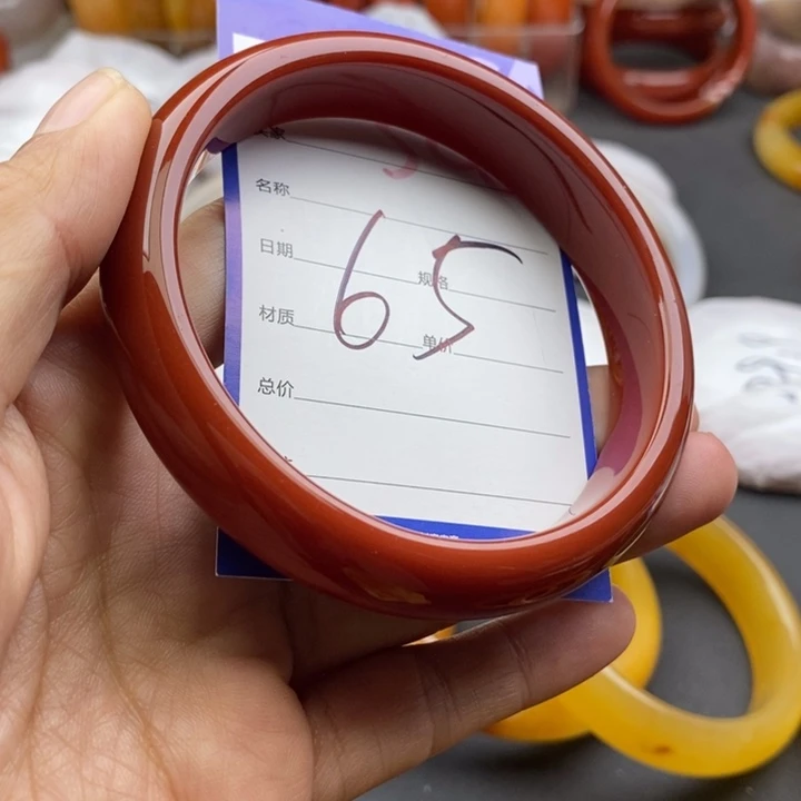 石英质玉未镶嵌手镯