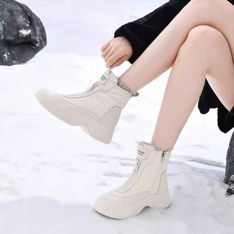 C7521  米白色  冬季时尚厚底2025新款加厚保暖女靴 雪地靴