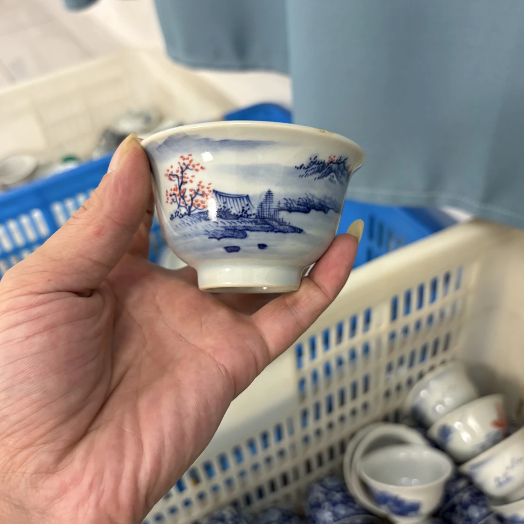 景德镇山水压手客杯