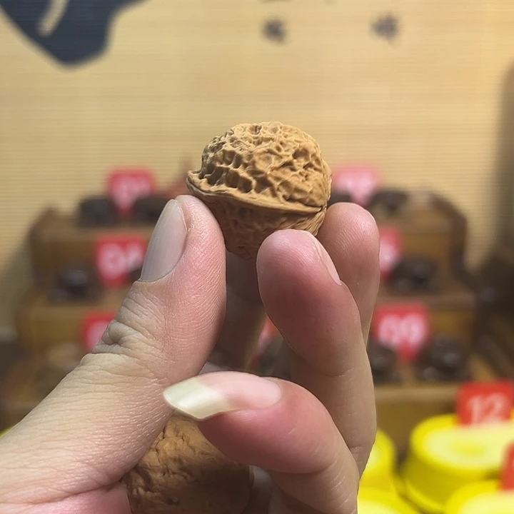 吊坠文玩核桃小舍利宠粉