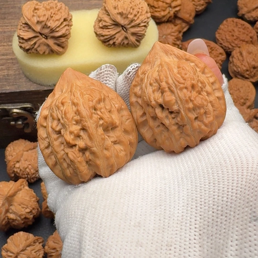 文玩核桃吊坠36赤龙4743