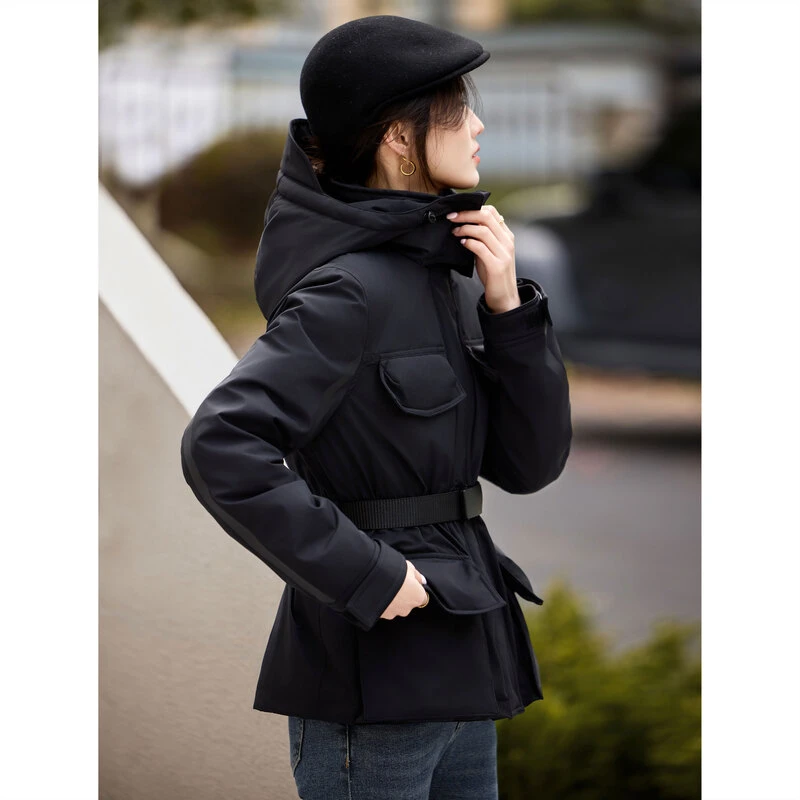 苏醒的乐园时尚气质羽绒服SXYRF24138