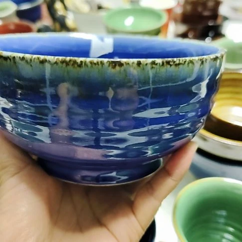 瓷片瓷片，各种摆件，沙锅！