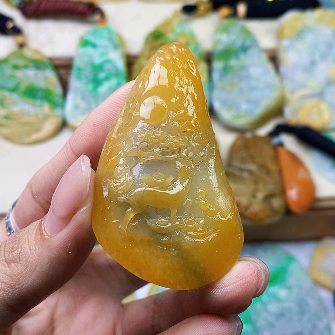 定制翡翠未镶嵌翡翠