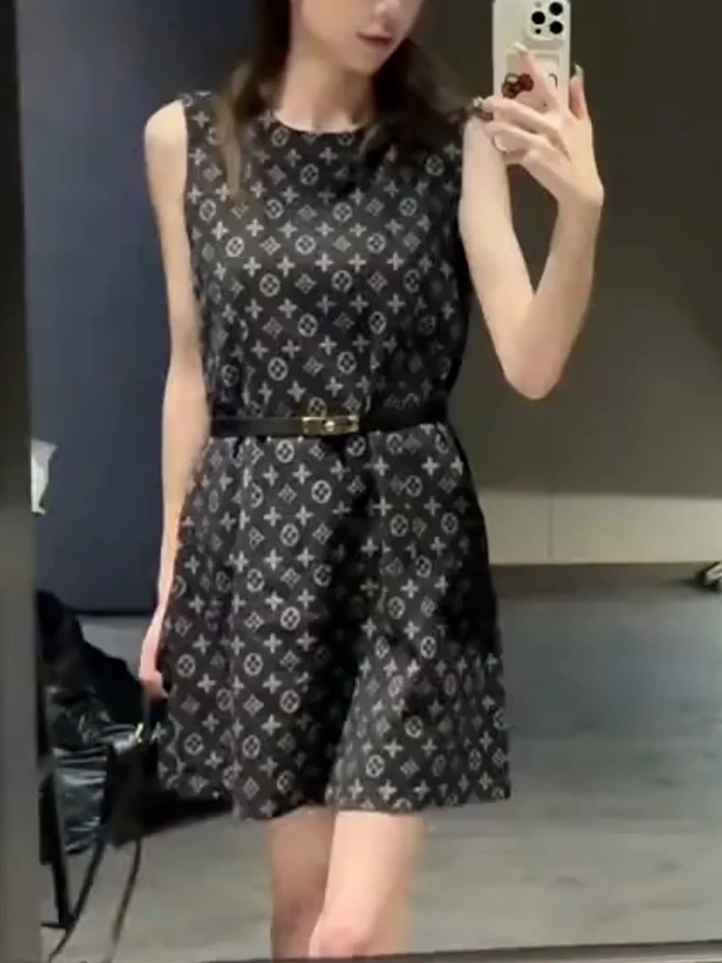 法式气质轻奢老花无袖背心短款连衣裙女2025夏新款宽松收腰A字裙