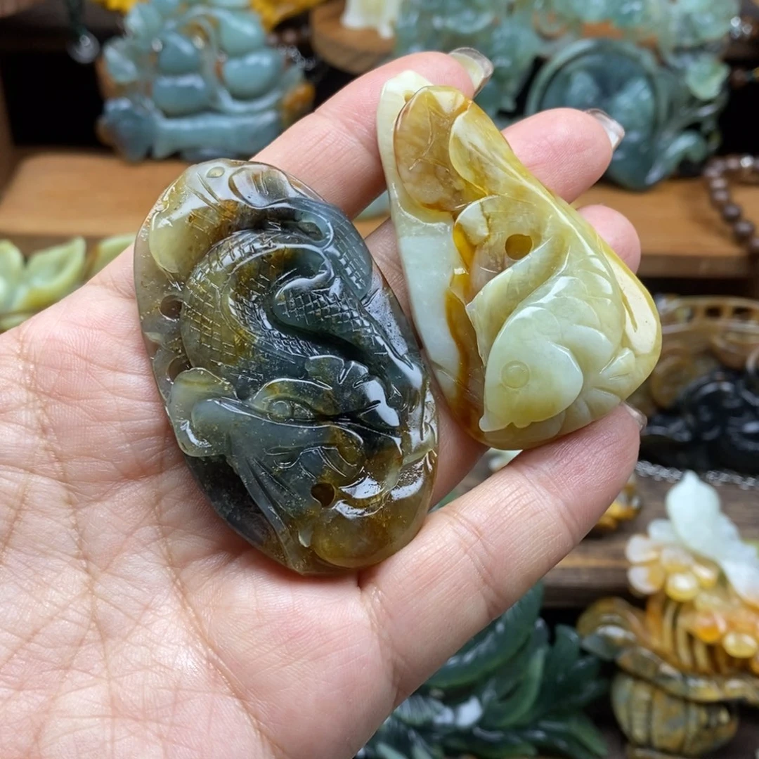 岫玉未镶嵌吊坠(不含链)微瑕