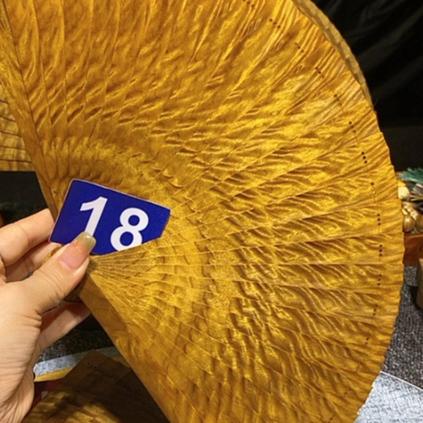 【闪购商品】金丝楠西***狼金丝楠木扇子