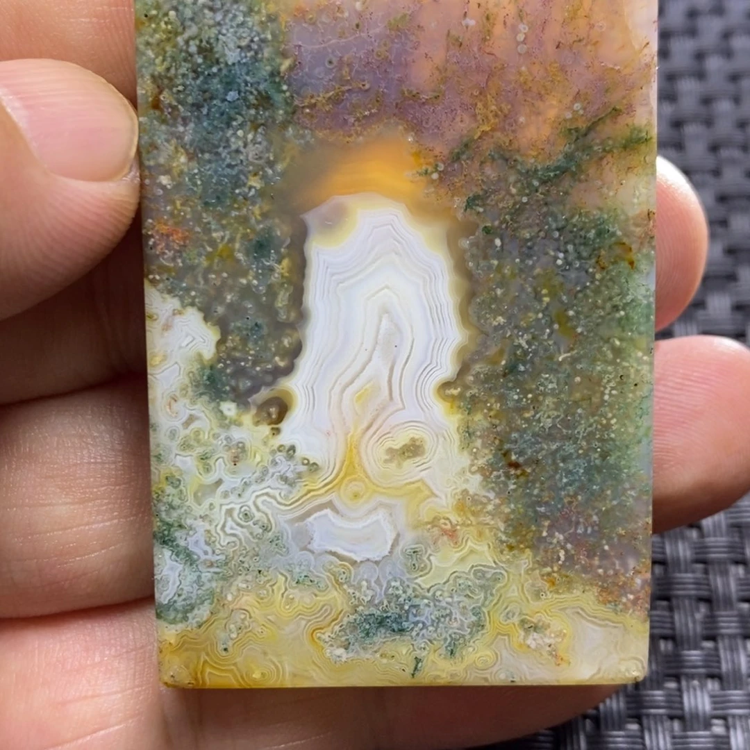 祥***哥玛瑙/玉髓未镶嵌颈饰