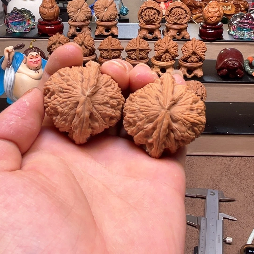 桃核把件41全品白狮子